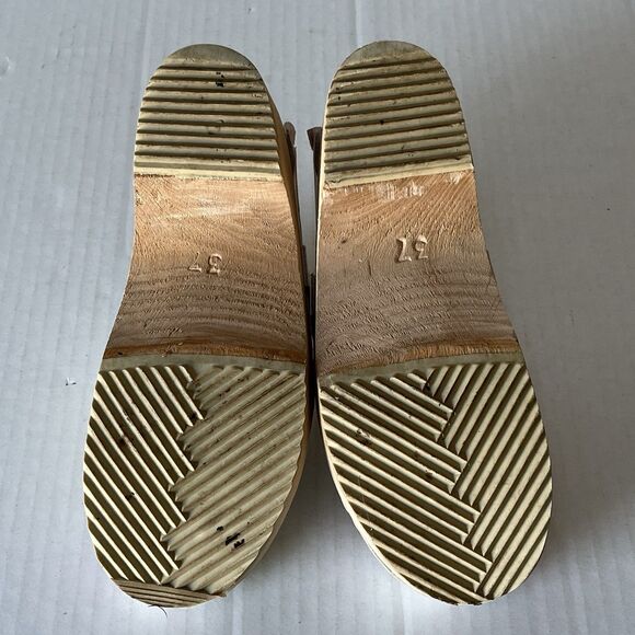 Swedish Svensk Fotriktig Tratoffel White Leather Floral Slip On Wooden Clogs 37 - Picture 11 of 11